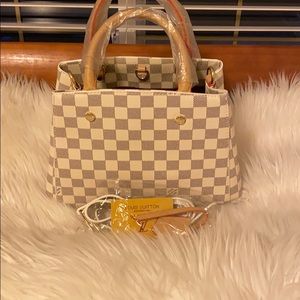 LV hand bag 🤩
